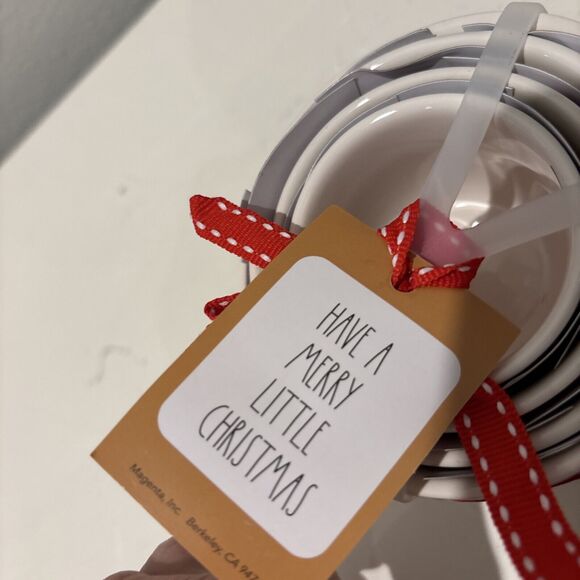 Rae Dunn Candy Cane Christmas Red White Stripe Measuring Cups Ships Safe & Fast - Picture 4 of 4